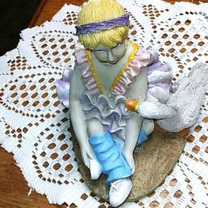 Vintage ceramic ballerina